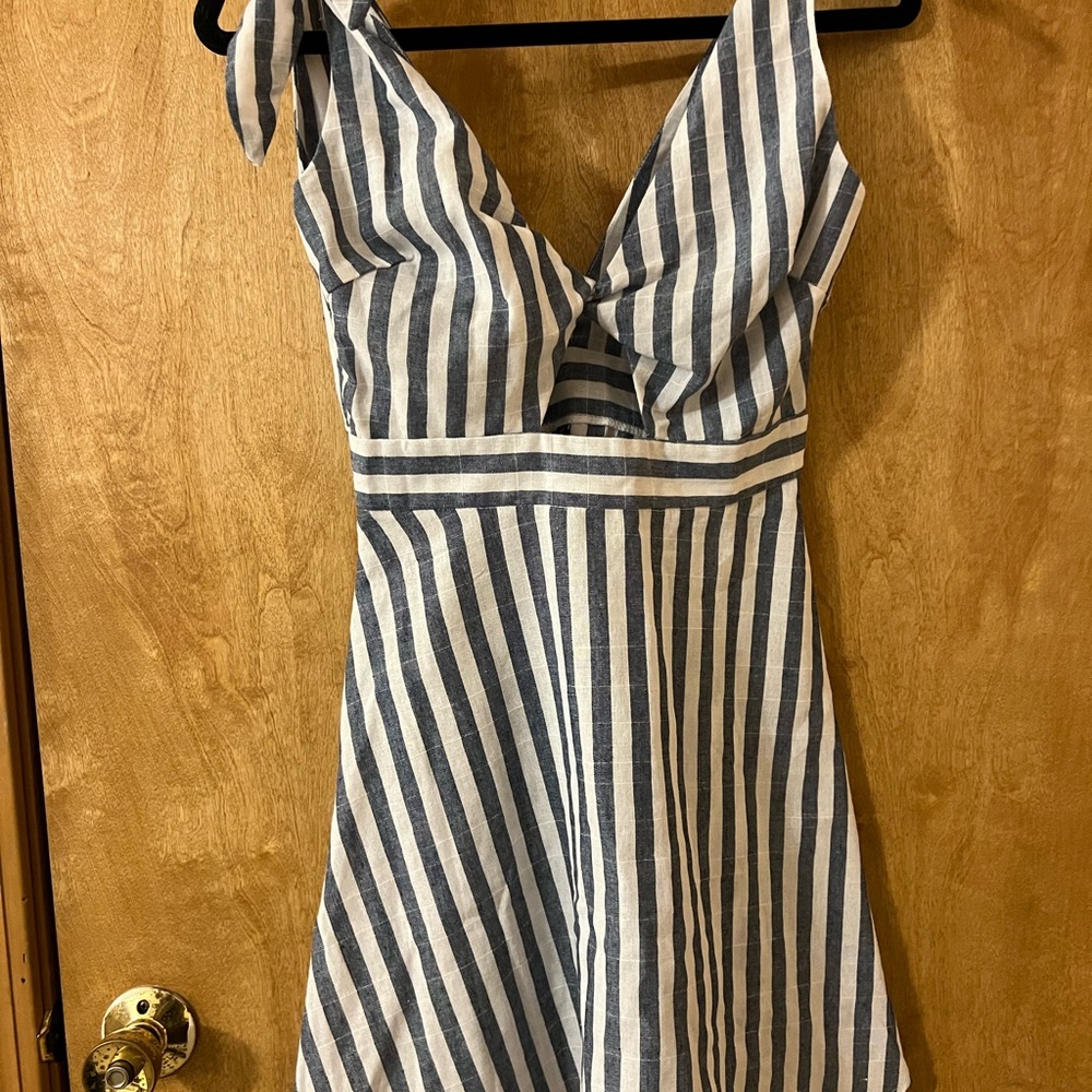 Striped Sleeveless Dress with Bow Detail